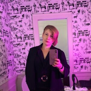 Meet your Posher, Megan